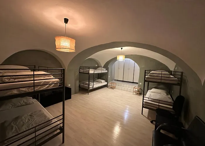 ホステル トゥルバーイェヴァ 54 *