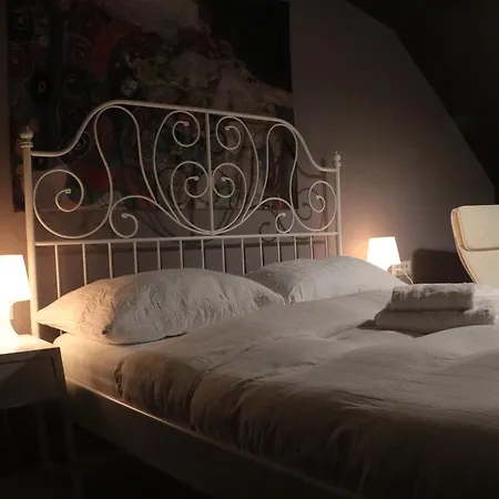 Sleeping Beauty Хостел